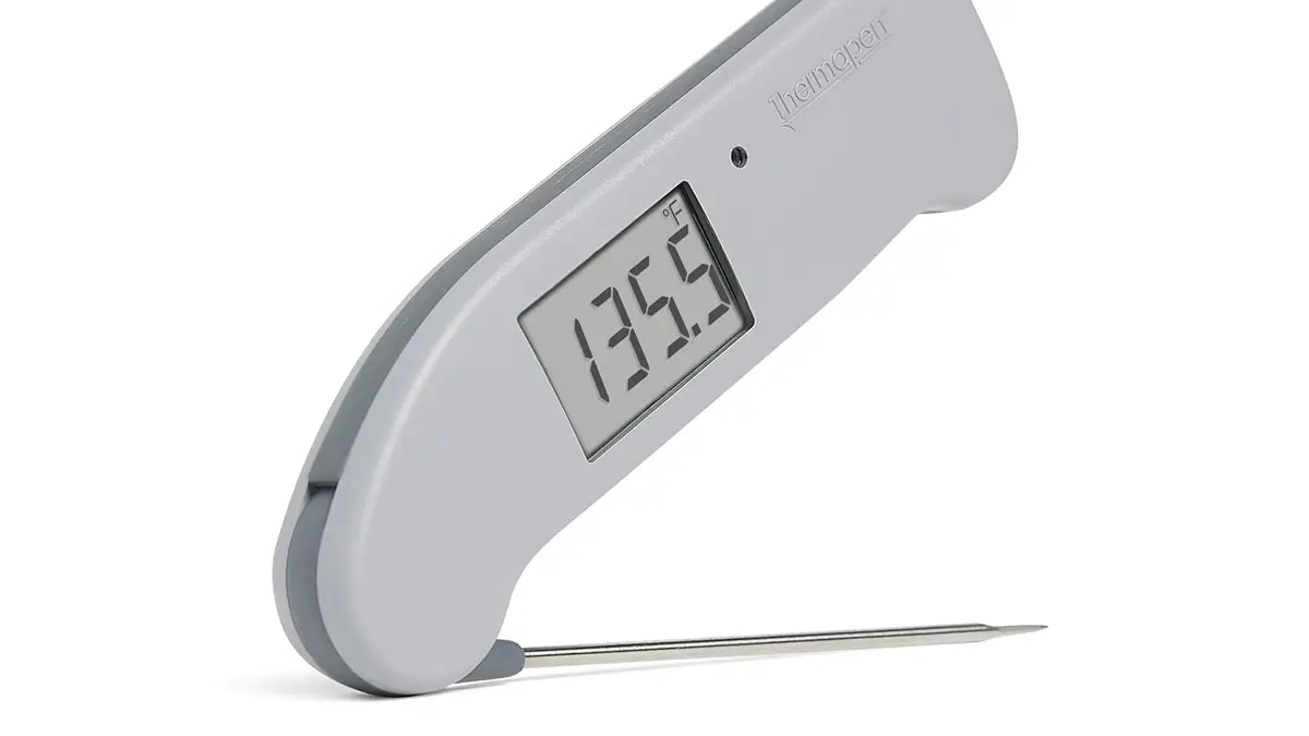 How to Calibrate a Meat Thermometer in Ice Water